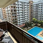 Cozy And Quiet Space With Pool Access